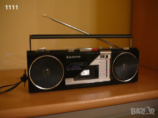 SANYO M-S300K, снимка 2 - Ресийвъри, усилватели, смесителни пултове - 53804551