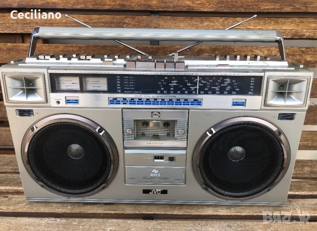 JVC RC M-70 -Радиокасетофон, снимка 10 - Радиокасетофони, транзистори - 54091580