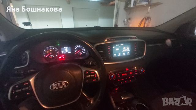 KIA Sorento, 3.3L, 7 местен, снимка 4 - Автомобили и джипове - 46693780