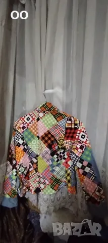 Чудесно есенно-пролетно дизайнерско дамско сако от Франция, снимка 2 - Сака - 49691360