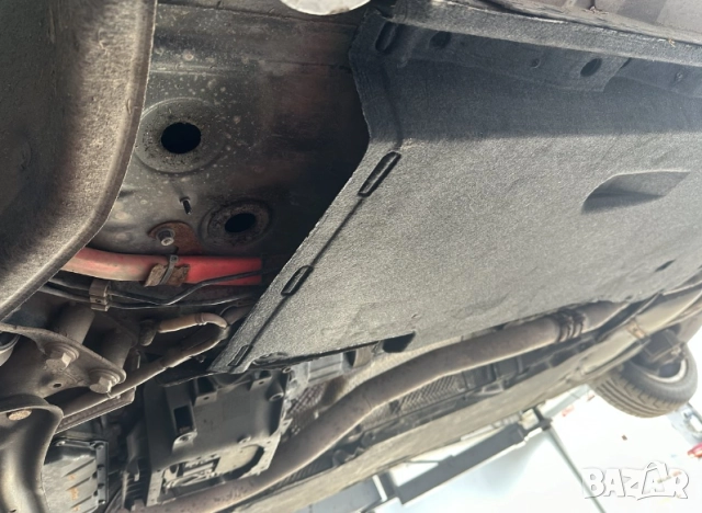 Пластмасова кора под двигател скорости купе Audi A7 2010г – 2018г, снимка 8 - Аксесоари и консумативи - 52590662