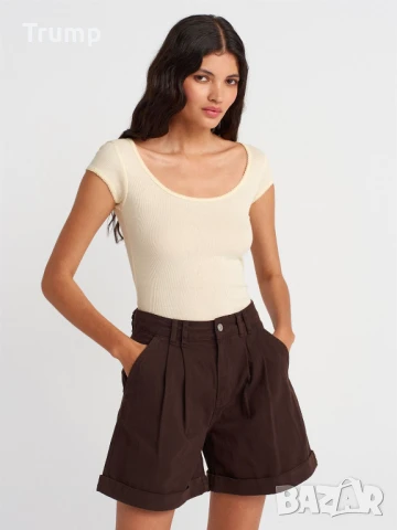 -Високо качество Дънкови шорти с двойно плисиране и повдигане - тъмно-кафяв