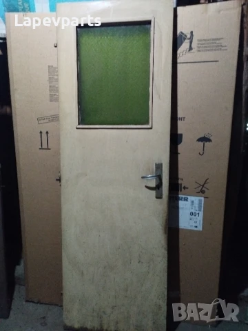 дървена врата без каса 194/64.5