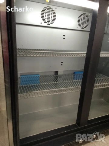Хладилна витрина , снимка 3 - Хладилници - 53667688