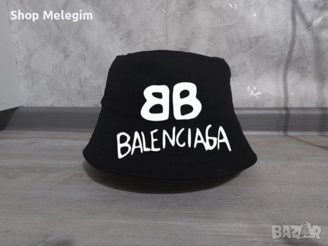 Шапка на Balenciaga , снимка 1 - Шапки - 45963879