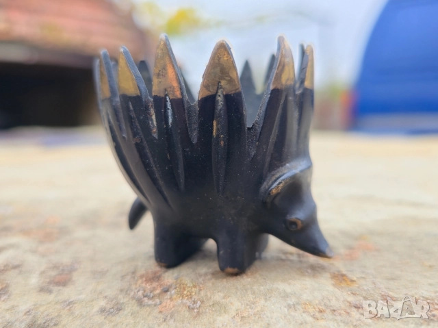 Бронзов Таралеж пепелник, снимка 2 - Декорация за дома - 52353468