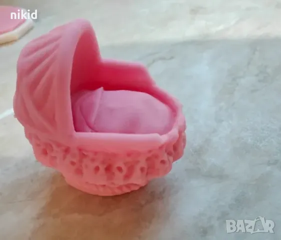 3D бебе в бебешки кош кошче силиконов молд форма калъп фондан гипс шоколад свещ сапун