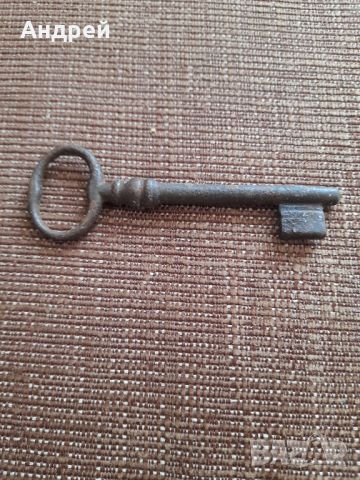 Стар метален ключ #6, снимка 1 - Колекции - 45543261