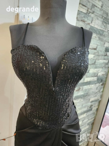 Ефектна дамска рокля с паети и сатен, снимка 2 - Рокли - 52900289