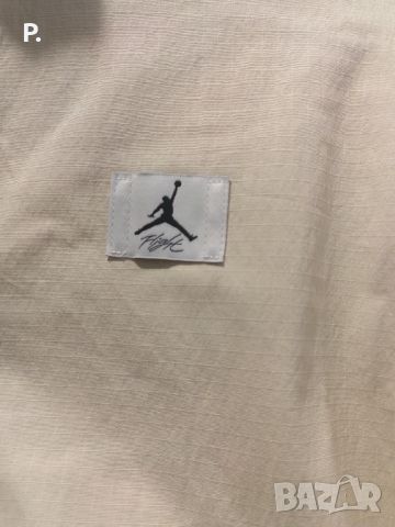 Дамско преходно яке Nike Jordan, снимка 9 - Якета - 45370199