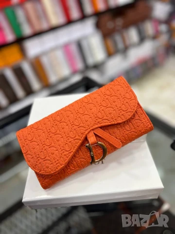 портмонета с кутия christian dior, снимка 3 - Портфейли, портмонета - 50760167
