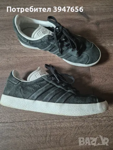 Маратонки Adidas Gazelle, снимка 1 - Маратонки - 47060415