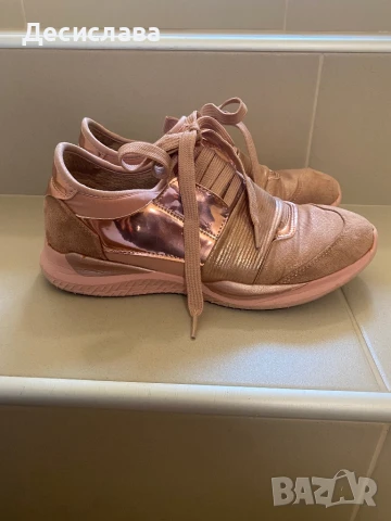 Спортно елегантни обувки 37