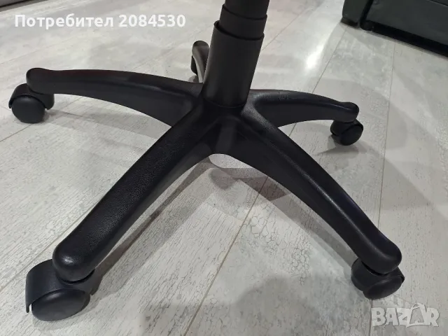 Офис стол -Австрия (до 150кг), снимка 3 - Столове - 49342797