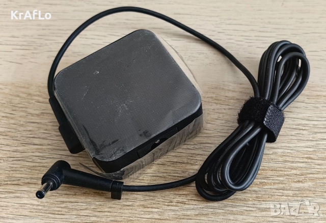 Зарядно ASUS ADP-10280 45W, снимка 4 - Части за лаптопи - 52129649