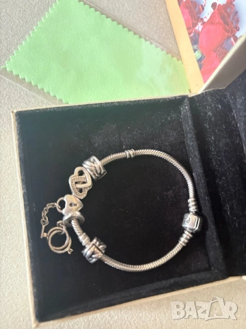 Гривна Пандора ,обеци Сваровски колие Сваровски 