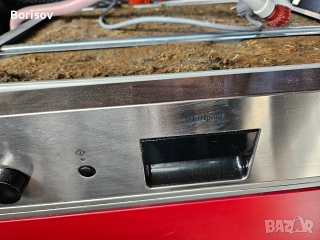 Продавам съдомиялна машина за вграждане ADG 8315 IX Whirlpool, снимка 2 - Съдомиялни - 53773245