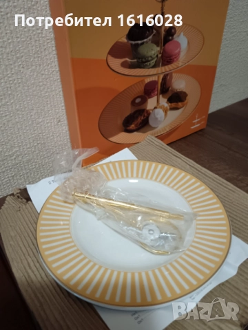 Нов порцеланов поднос - стойка за мъфини,сладки,бонбони и др. на две нива., снимка 9 - Аксесоари за кухня - 46504234