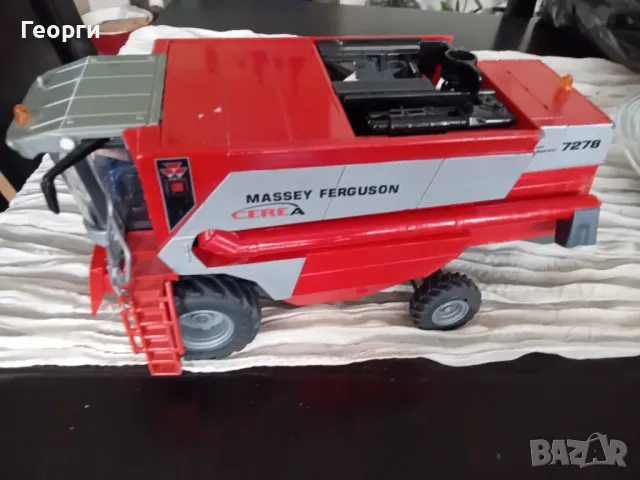 Модел на Siku Massey ferguson , снимка 1 - Колекции - 48248559