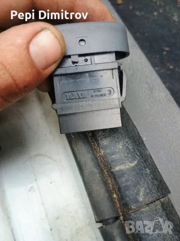 Renault Clio II 1998 ключ за централно заключване 421818B GUST26577