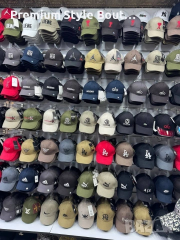 шапки с козирка alo celine lacoste dsquared2 , снимка 6 - Шапки - 54159432