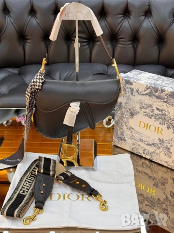 чанти CHRISTIAN DIOR SADDLE BAG SIZE: 25.5 cm x 20 cm , снимка 5 - Чанти - 51207951