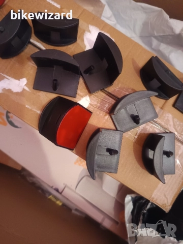 Самозалепващи куки за шапки, 12 броя, държачи за шапки НОВИ, снимка 6 - Други стоки за дома - 52406334