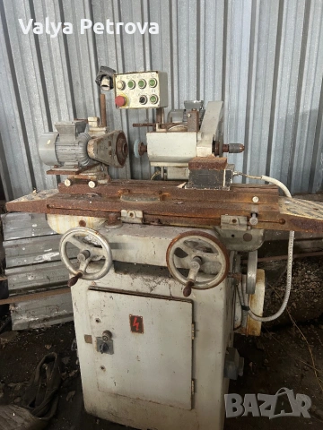 универсална шлифовъчна машина (universal tool and cutter grinder / surface grinder с приспособления)
