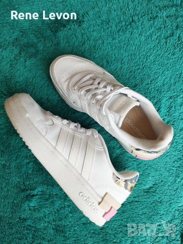 Маратонки Адидас , снимка 4 - Маратонки - 54163467