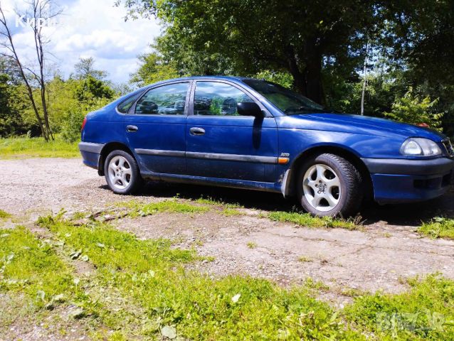 Toyota Avensis 2,0 TD *90* на Части