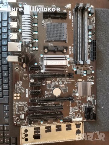 Дънна платка Gigabyte GA-970A-DS3P Rev.2.0 Socket AM3+, снимка 1 - Дънни платки - 35589375