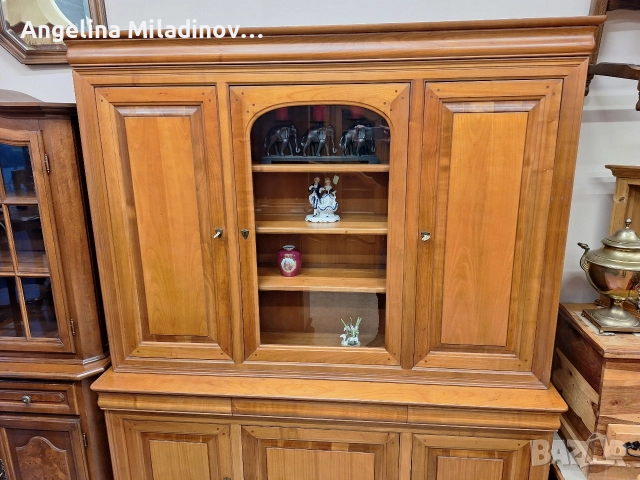 Луксозен трапезен бюфет череша масив , снимка 5 - Секции и витрини - 52671398