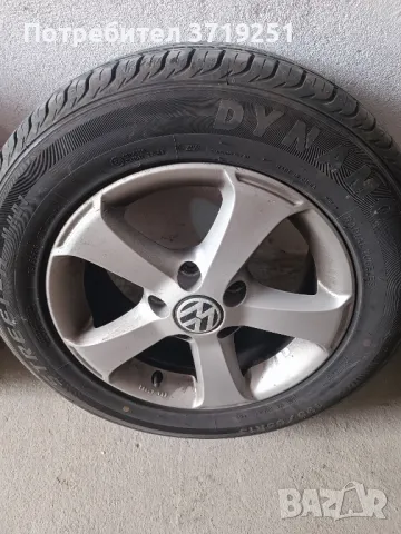 Гуми с лети джанти 15" VW, снимка 3 - Части - 48571257