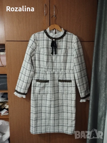 Официална рокля от букле