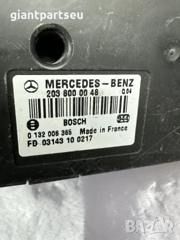 Вакуум Помпа Централно Заключване за Мерцедес Mercedes-benz W203 W209 2038000048, снимка 2 - Части - 49214664