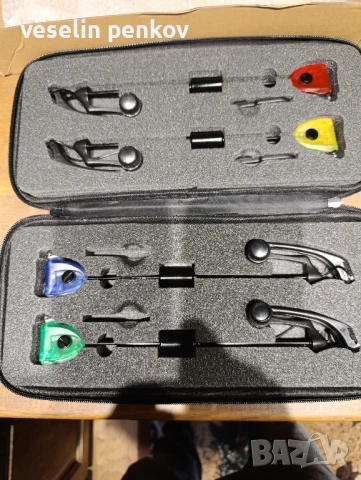 Обтегачи за сигнализатори 4 броя , снимка 1