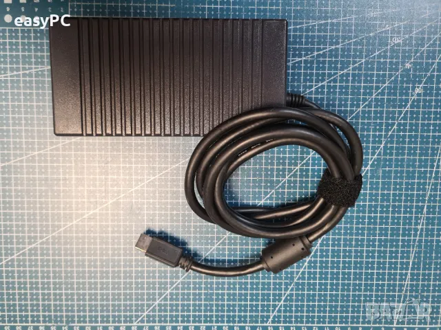 Оригинален захранващ адаптер DELL 3R160 ADP-150BB B DA-1 12V 12.5A 150W, снимка 2 - Захранвания и кутии - 47277205