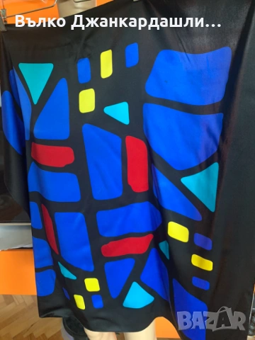 Копринен шал на геометрични фигури, снимка 3 - Шалове - 53151153