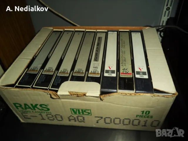 AKAI video DX4, снимка 9 - Ресийвъри, усилватели, смесителни пултове - 48625141