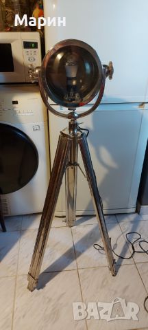 Колекционерска лампа, снимка 1 - Антикварни и старинни предмети - 46333413