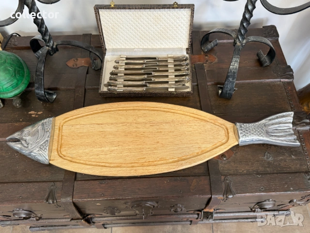 Винтидж дъска / поднос за сервиране с формата на риба. №7950