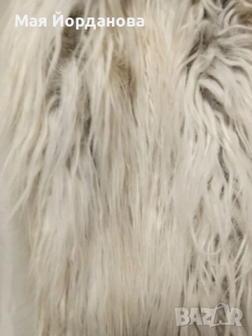 Късо палто еко косъм. Дълъг косъм.сиво-бяло.Намалено на 39 лв., снимка 4 - Палта, манта - 51810488