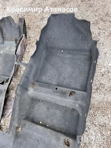 Мокет за Тойота Аурис. 2010-2012г. Две врати , снимка 4 - Части - 49652639