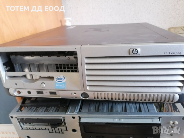 Компютърна периферия, снимка 16 - Монитори - 49760071