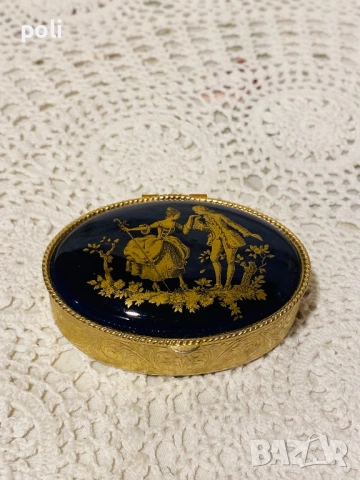 кутийки за таблетки , снимка 5 - Антикварни и старинни предмети - 53884301