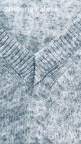 Топъл пуловер BENETTON 100% чиста virgin wool , снимка 7 - Блузи с дълъг ръкав и пуловери - 52477569