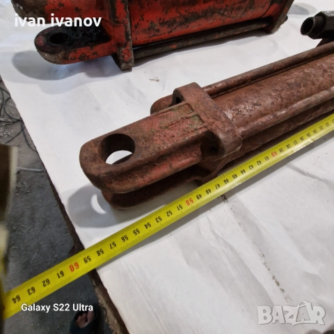 Хидравлични Бутилки за трактори, снимка 3 - Селскостопанска техника - 51573718