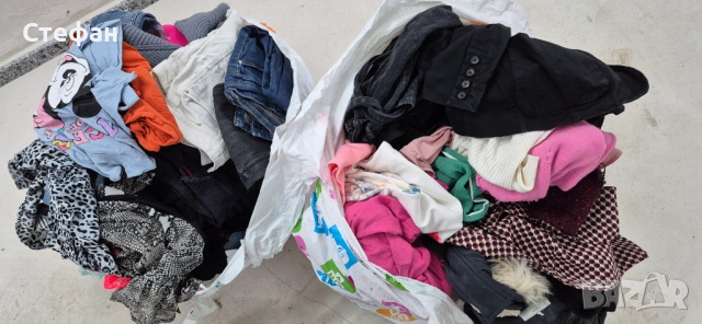 Торби с дрехи. НА ЕДРО, снимка 2 - Жилетки - 39664434