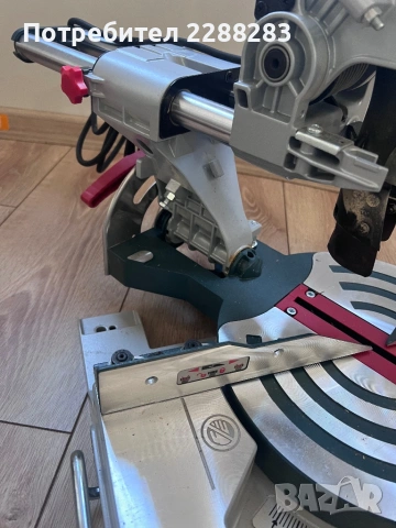 Пендула Bosch GCM 800 SJ- 216мм, снимка 12 - Триони и циркуляри - 53571070