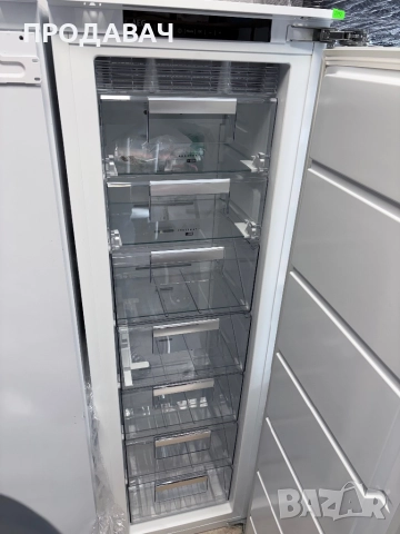 AEG ФРИЗЕР ЗА ВГРАЖДАНЕ, снимка 2 - Фризери - 52885630